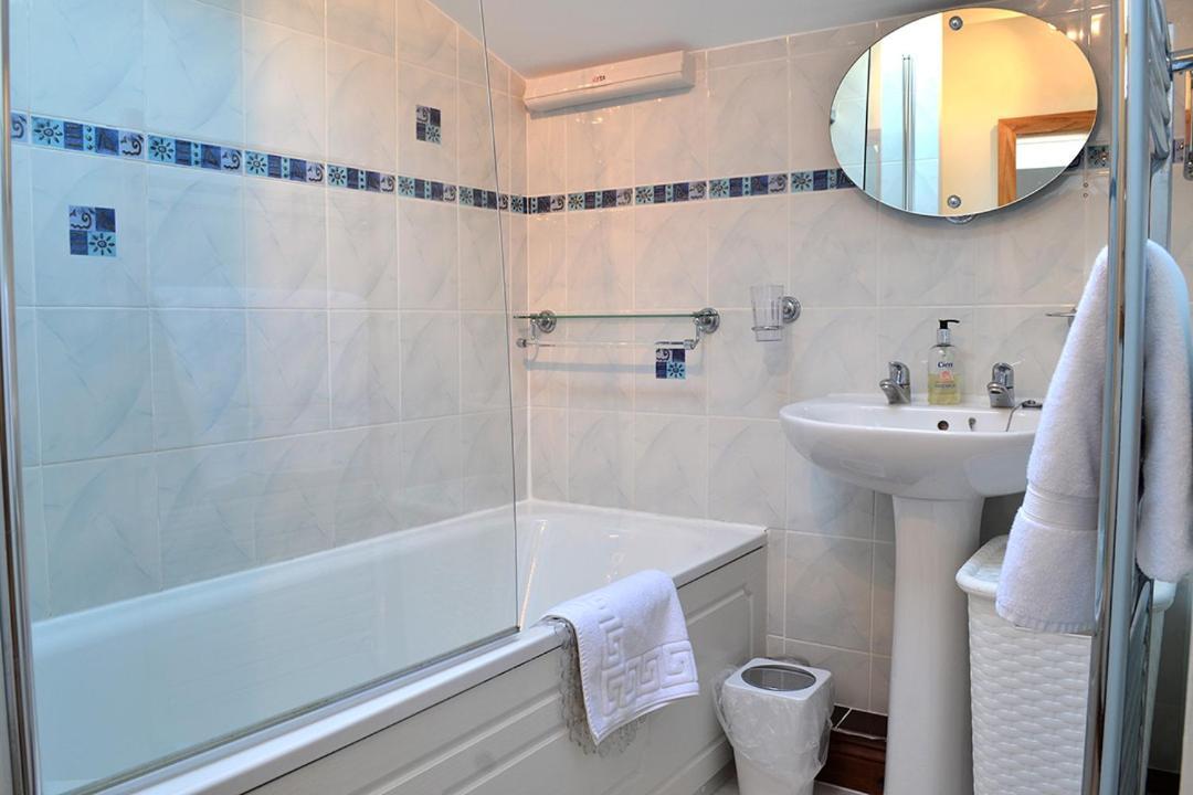 Petrock Holiday Cottages Newton Saint Petrock Εξωτερικό φωτογραφία